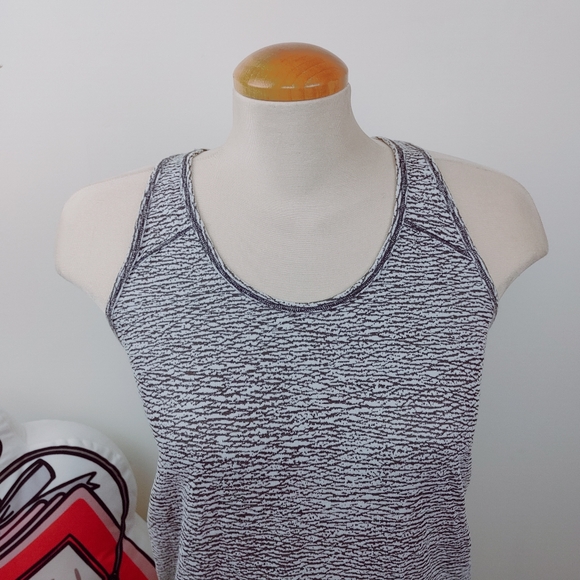 LULULEMON | Marbled Gray & White Tank Top - Picture 3 of 7